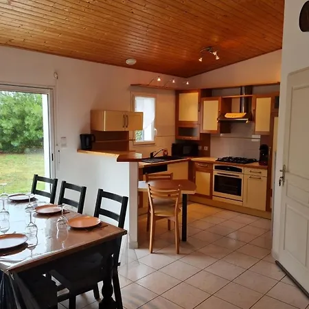 Ferienhaus Maison Des Tremieres Brem Sur Mer